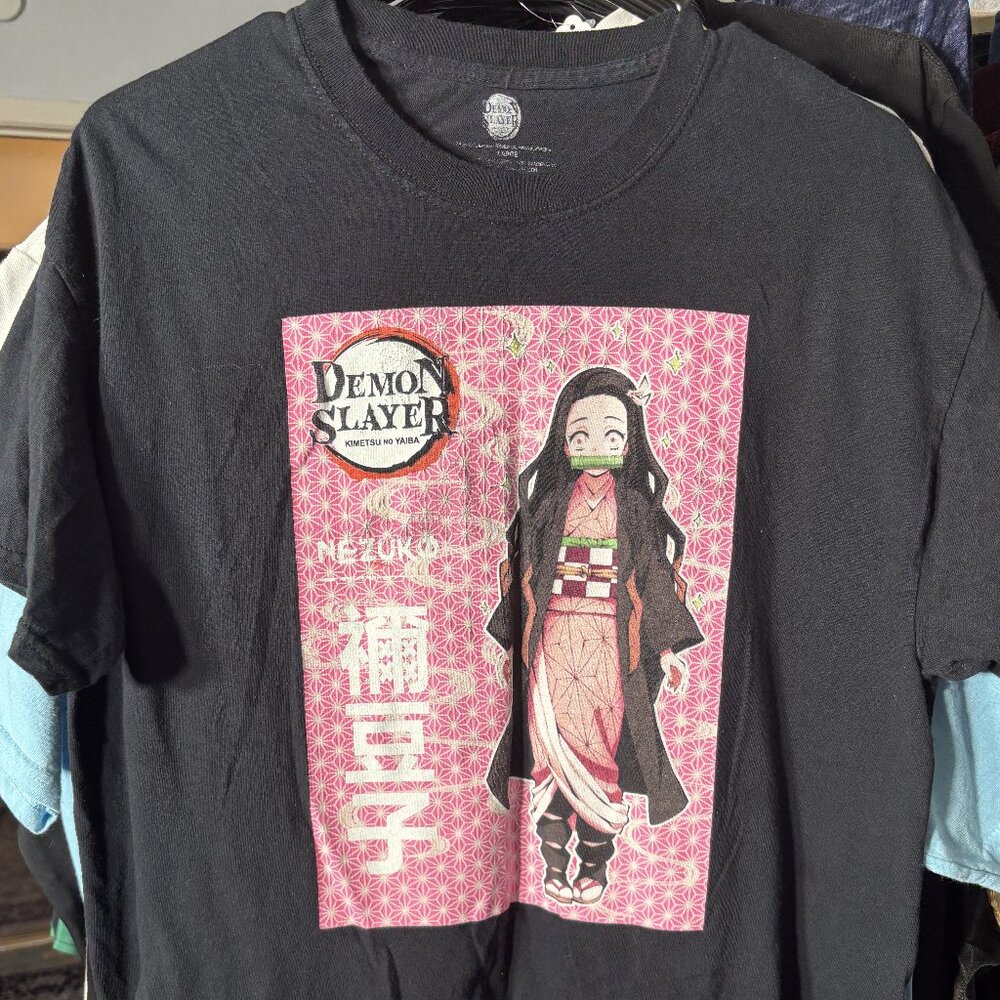 Demon Slayer Nezuko Kamado Adult 100% Cotton Graphic Print Tee T-Shirt SZ Lrg